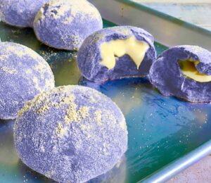 Ube Pandesal